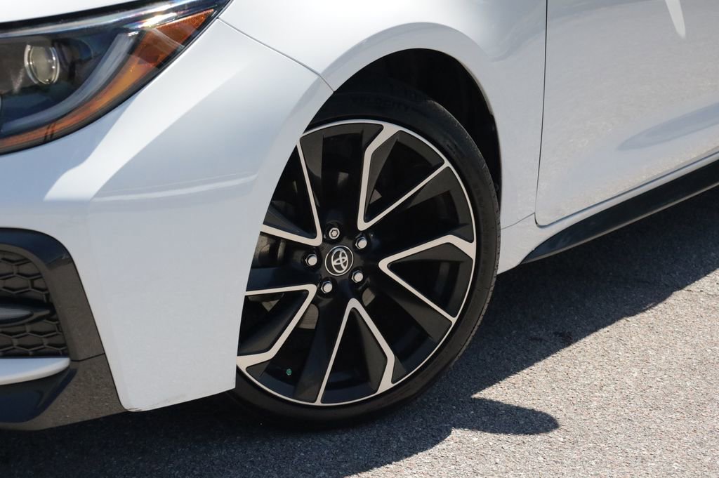 Used 2021 Toyota Corolla SE image 14