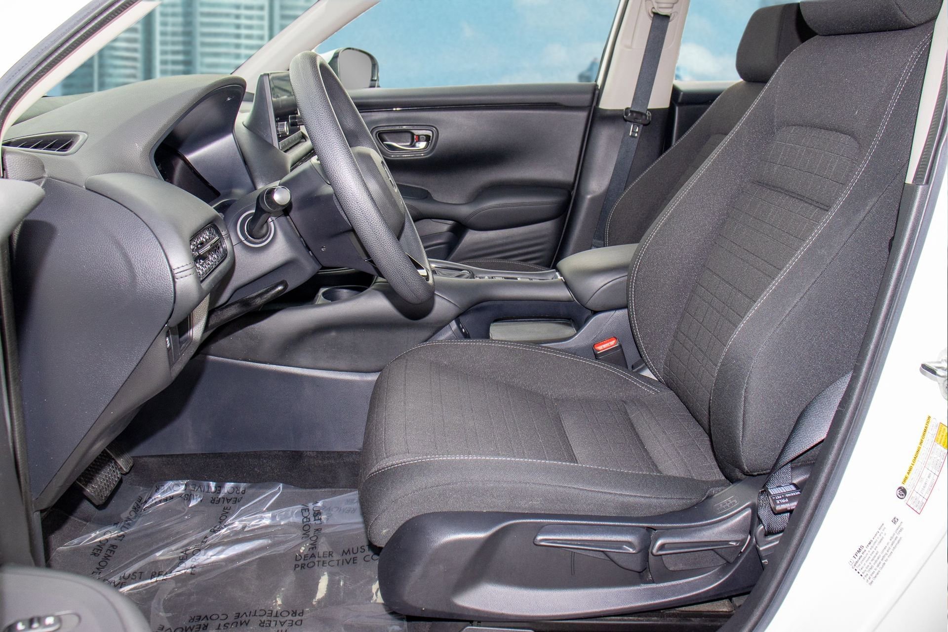 Certified 2024 Honda HR-V LX image 15