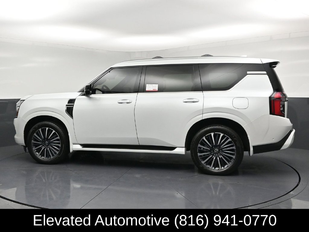 Used 2025 Nissan Armada Platinum Reserve AWD/4WD image 31