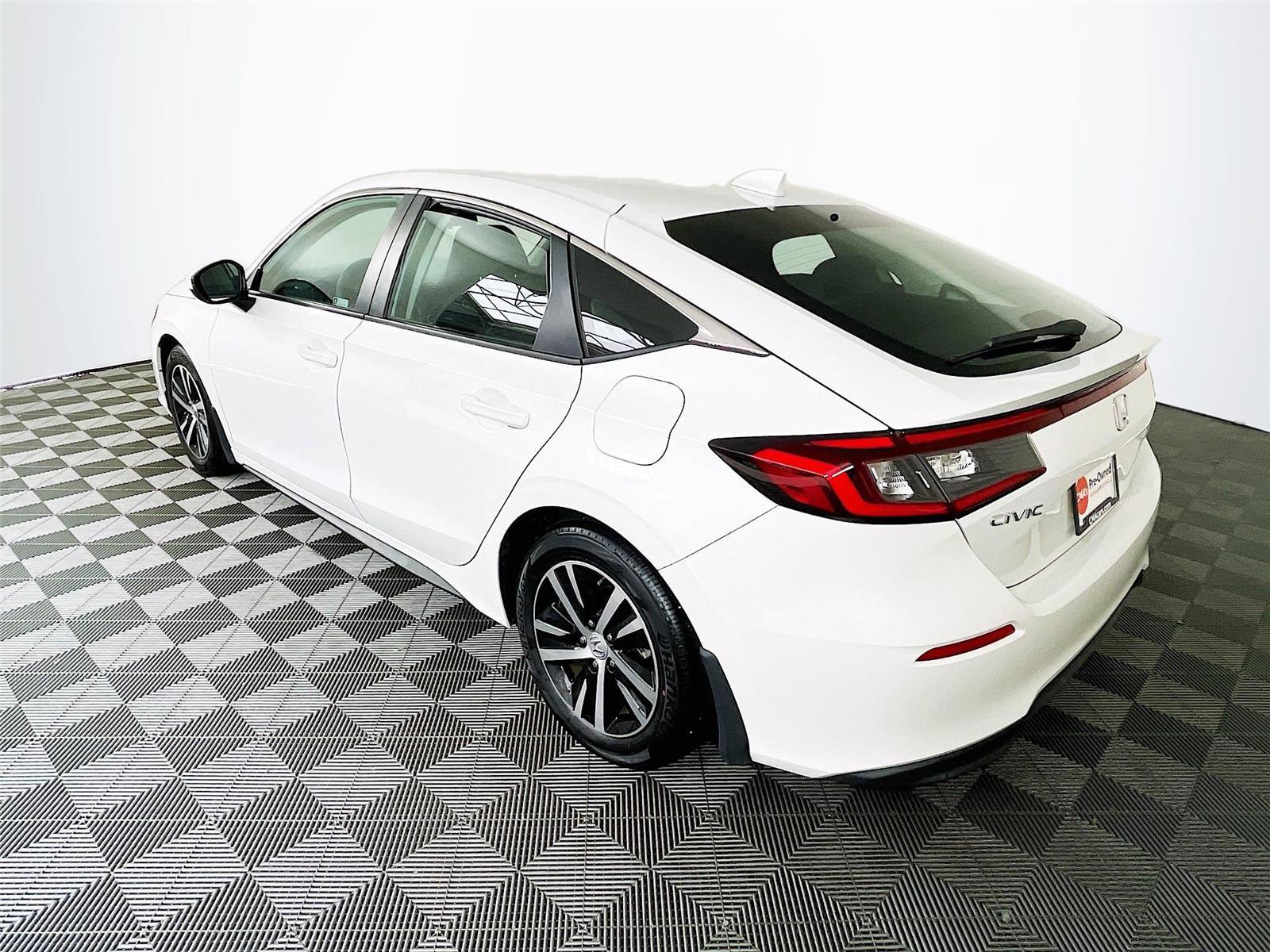 Used 2024 Honda Civic LX image 7