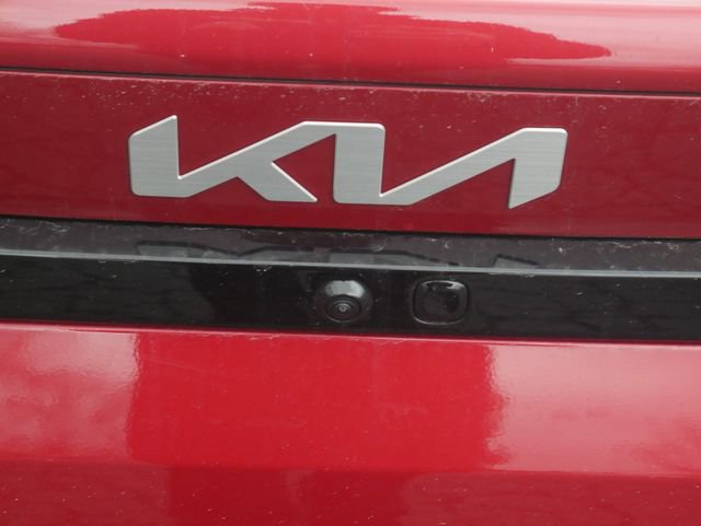 Used 2025 Kia K4 EX image 13
