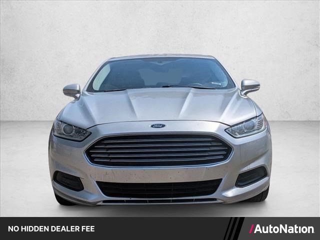 Used 2016 Ford Fusion SE FWD image 1