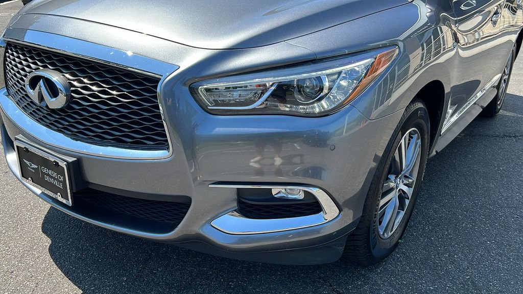 Used 2020 INFINITI QX60 Luxe w/ Essential Package image 14
