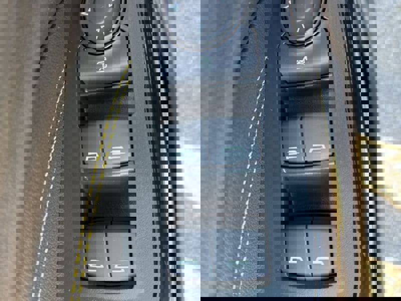 New 2026 Chevrolet Trax ACTIV w/ Sunroof Package image 7