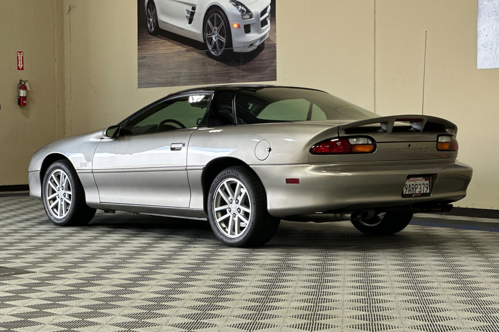 Used 2002 Chevrolet Camaro Z28 w/ SS Performance/Appearance Pkg image 6