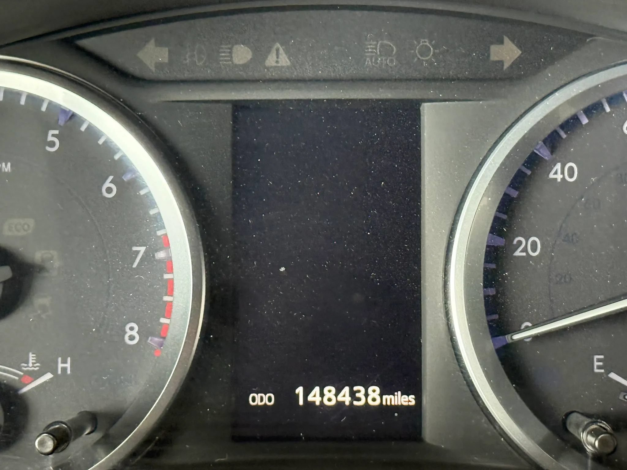 Used 2019 Toyota Highlander LE AWD/4WD image 14