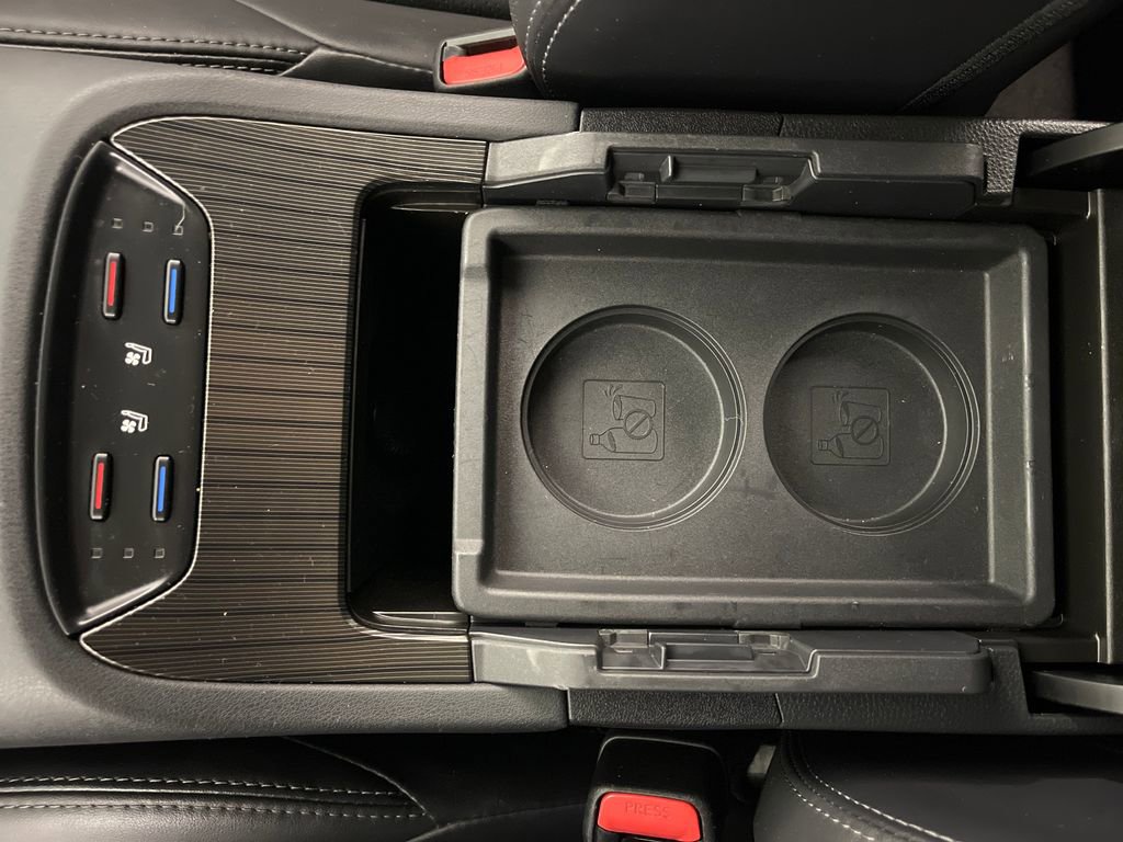 Certified 2022 Toyota Venza Limited AWD/4WD image 23