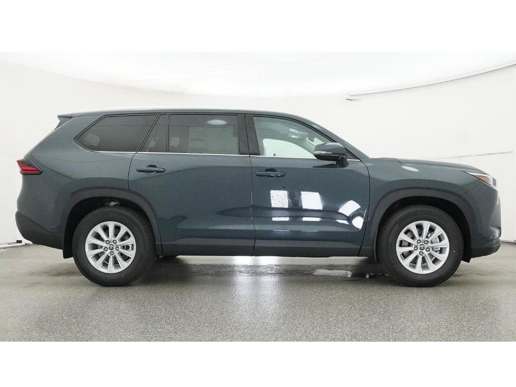 New 2026 Toyota Grand Highlander XLE FWD image 27