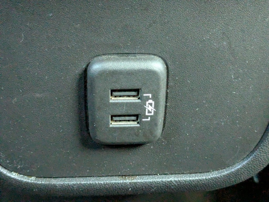 Used 2024 Chevrolet Equinox LT AWD/4WD image 15