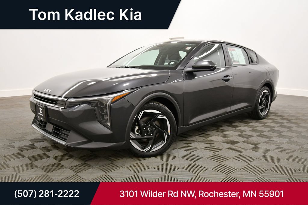Certified 2025 Kia K4 EX FWD image 1