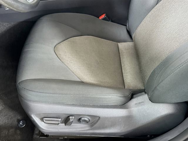 Used 2021 Toyota Camry LE image 21