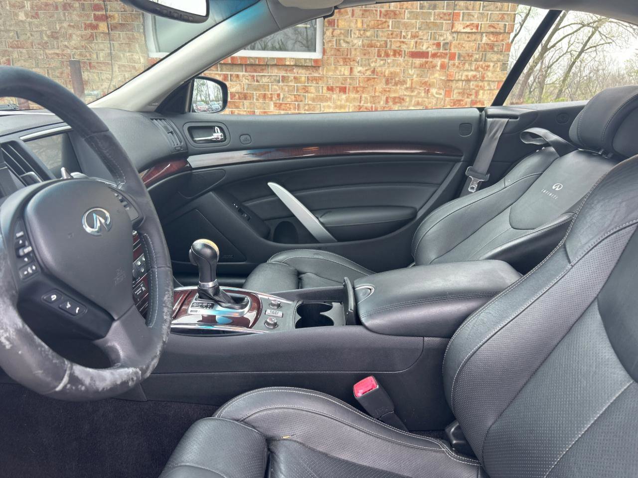 Used 2010 INFINITI G37 Sport w/ Premium Pkg image 18