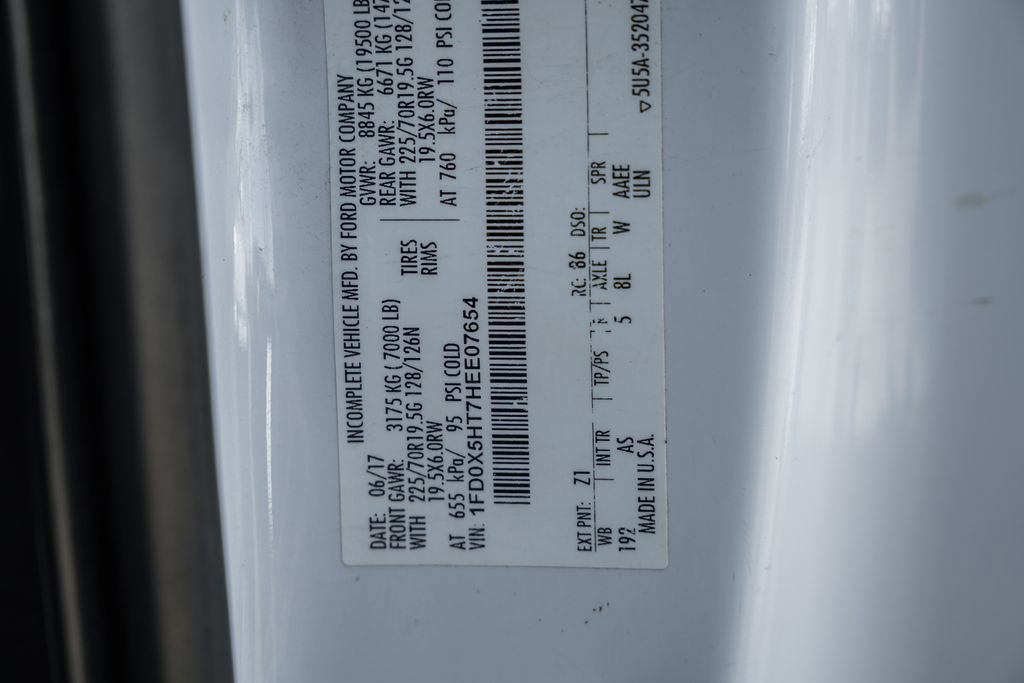 Used 2017 Ford F550 4x4 SuperCab Super Duty image 38