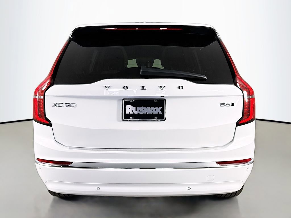 New 2026 Volvo XC90 B6 Plus w/ Protection Package Premier image 6