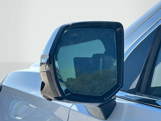 Used 2026 Cadillac Escalade ESV Platinum Luxury w/ LPO, Floor Liner Package AWD/4WD image 28