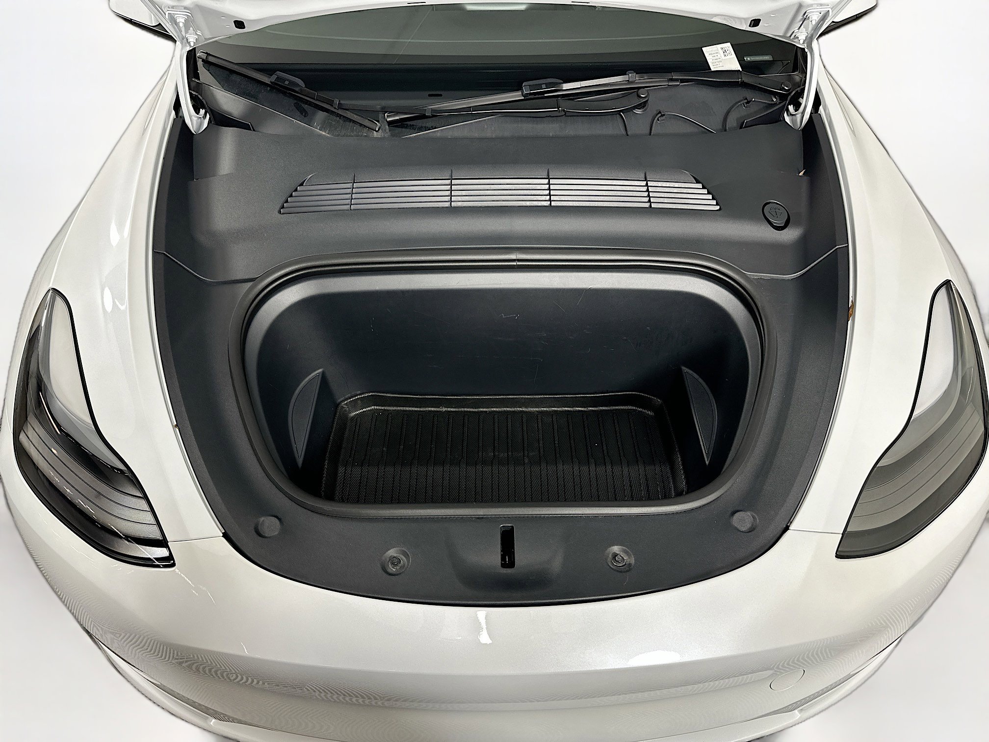 Used 2024 Tesla Model Y Long Range image 32