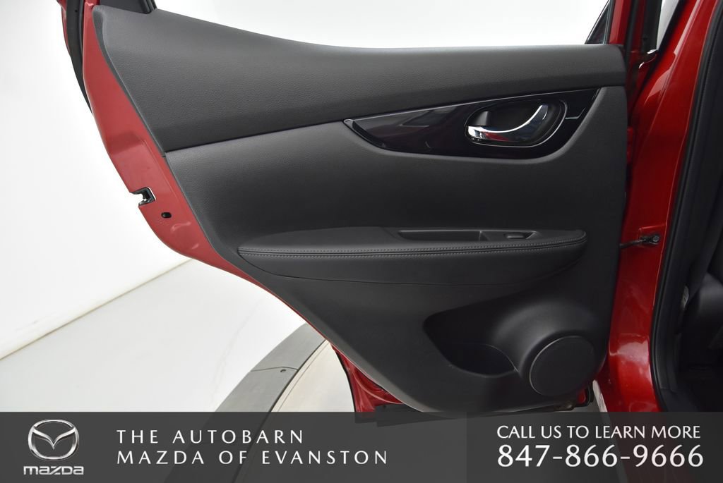 Used 2017 Nissan Rogue Sport SL w/ SL Premium Package AWD/4WD image 32