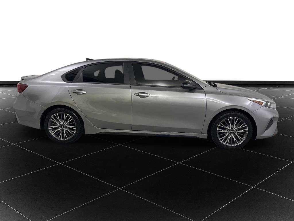 Used 2022 Kia Forte GT-Line w/ GT-Line Premium Package image 6