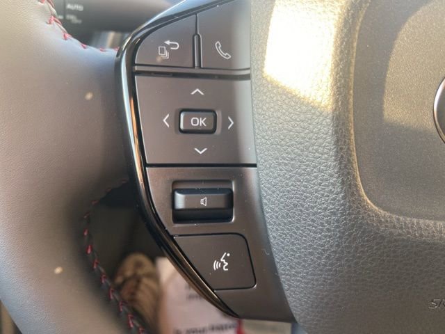 New 2026 Toyota Prius Plug-In Hybrid w/ Limited Premium Package FWD image 20