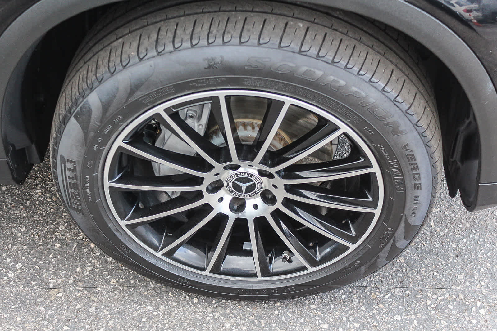 Used 2019 Mercedes-Benz GLC 300 4MATIC Coupe image 10