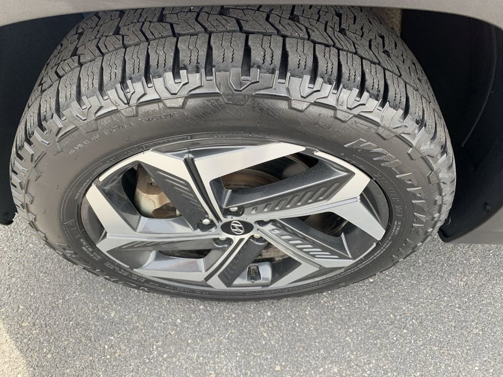 Used 2023 Hyundai Tucson Limited image 10