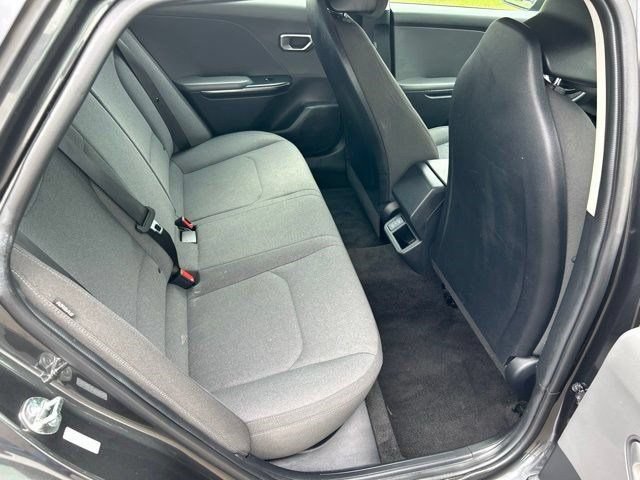 Used 2025 Kia K4 FWD image 42