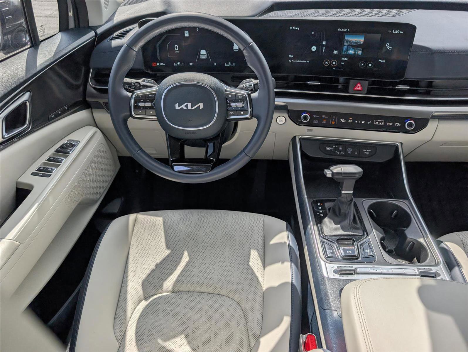 Used 2026 Kia Carnival SX w/ SX Dark Edition Package image 26