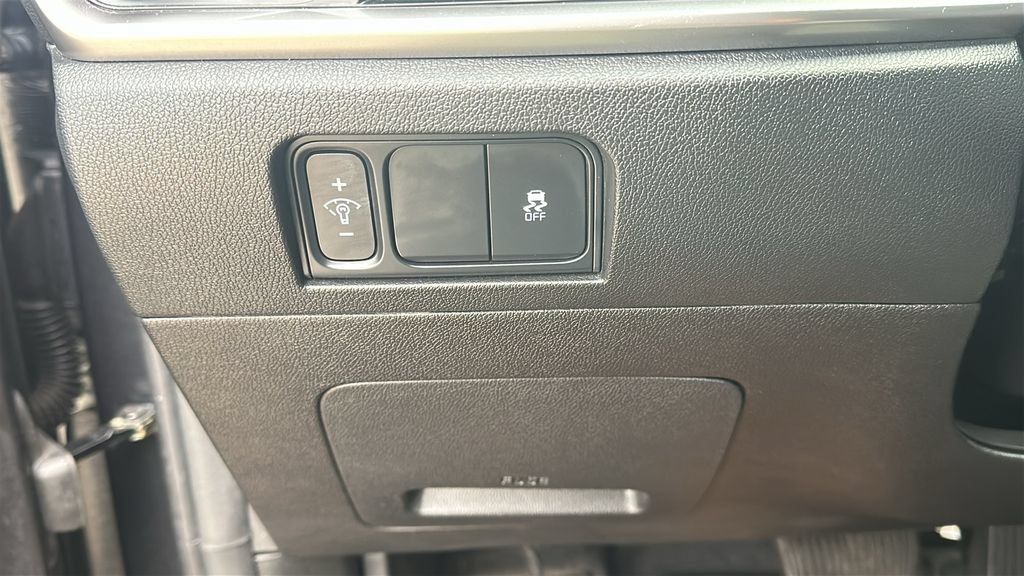 Used 2024 Kia Sorento S FWD image 20