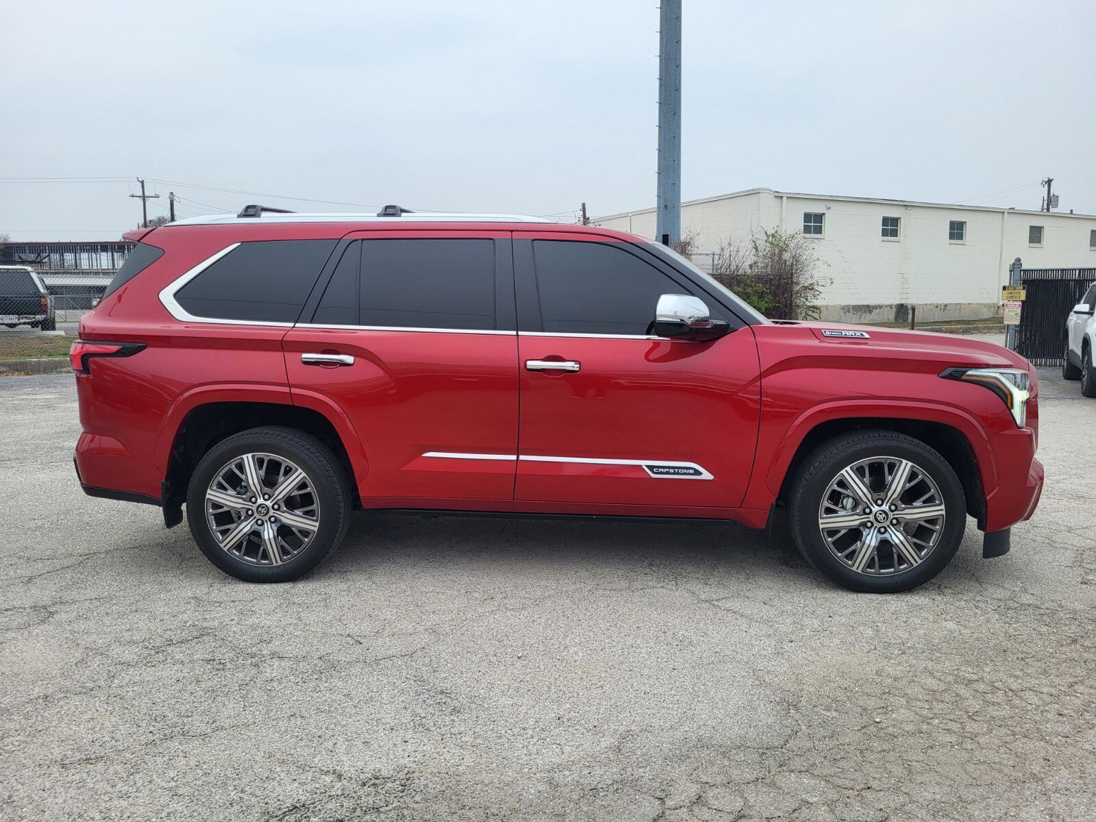 Used 2024 Toyota Sequoia Capstone image 2