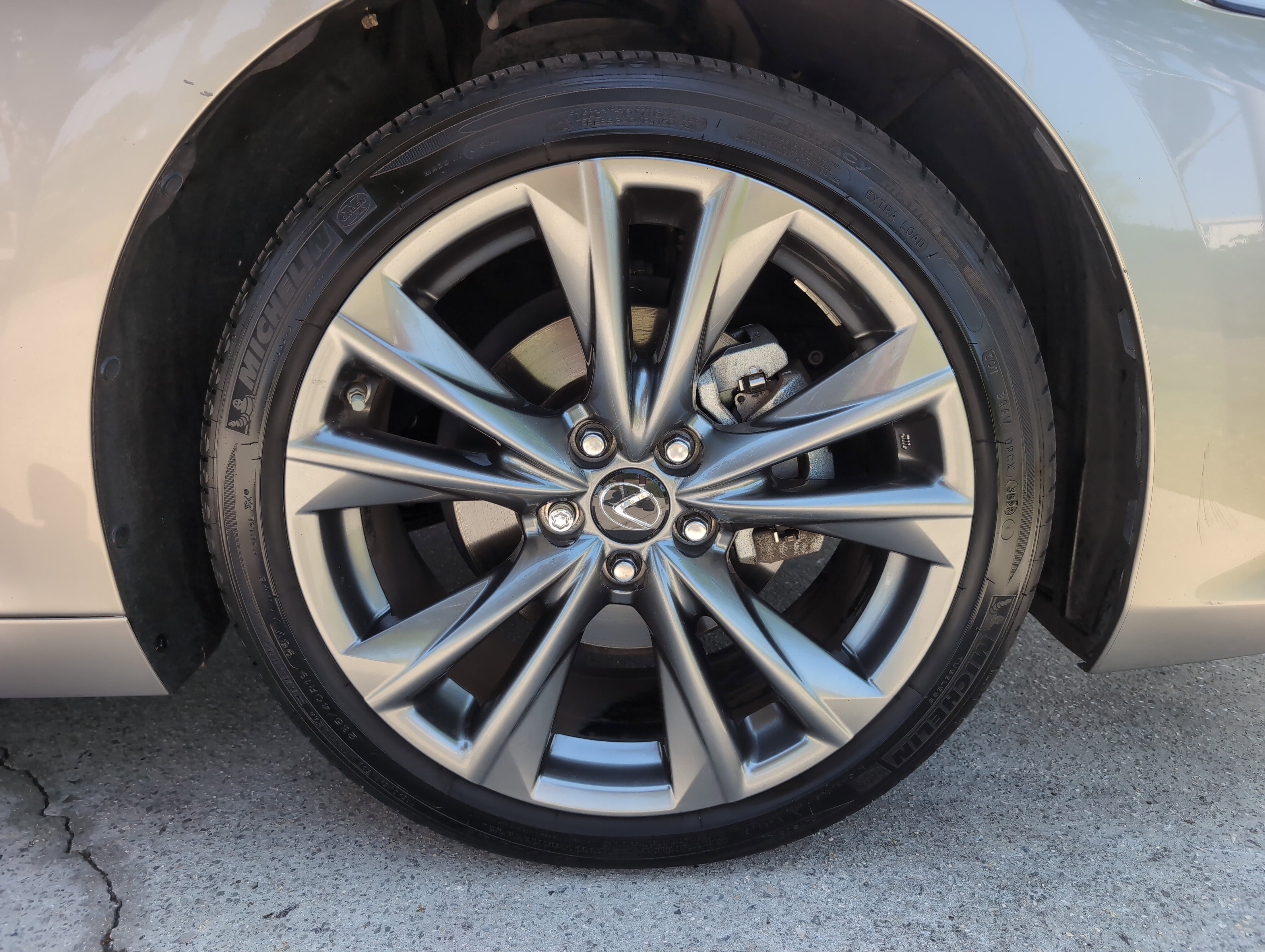 Used 2020 Lexus ES 350 F Sport w/ Accessory Package FWD image 13