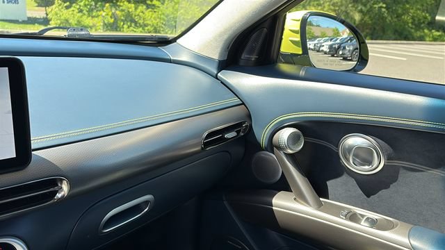 Used 2023 Genesis GV60 Performance AWD/4WD image 19