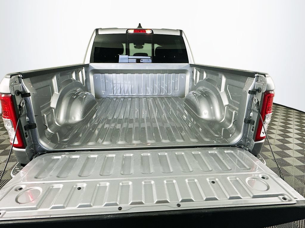 Certified 2024 RAM 1500 Big Horn AWD/4WD image 36