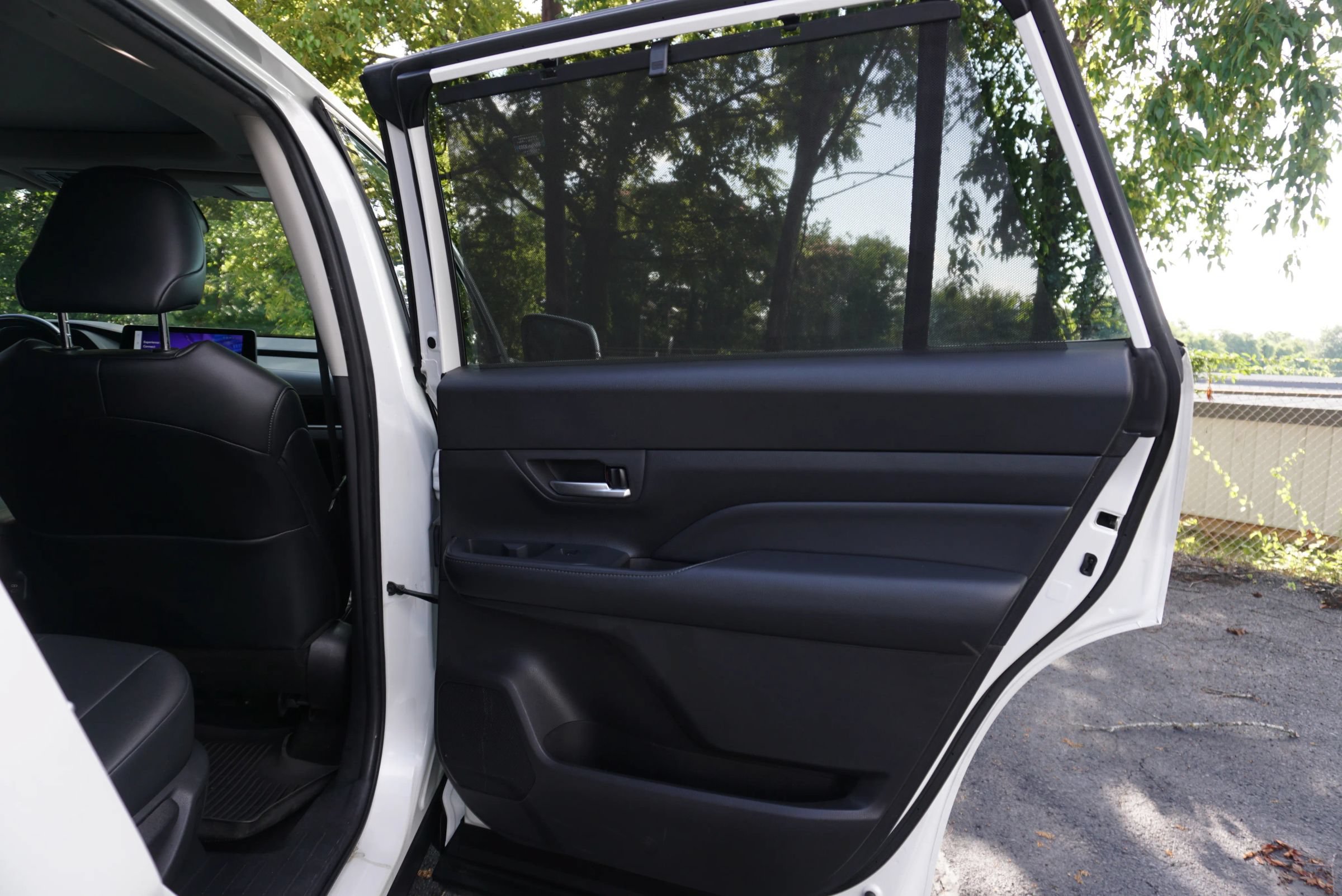 Used 2024 Toyota Grand Highlander AWD image 20