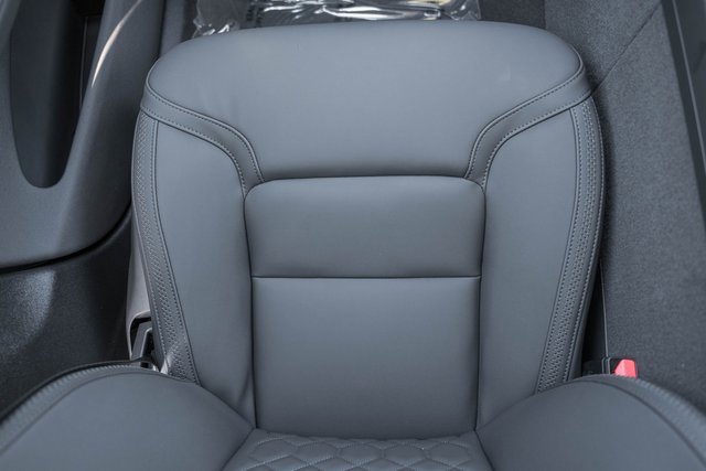 New 2026 Volvo XC60 B5 Plus w/ Protection Package Premier image 27