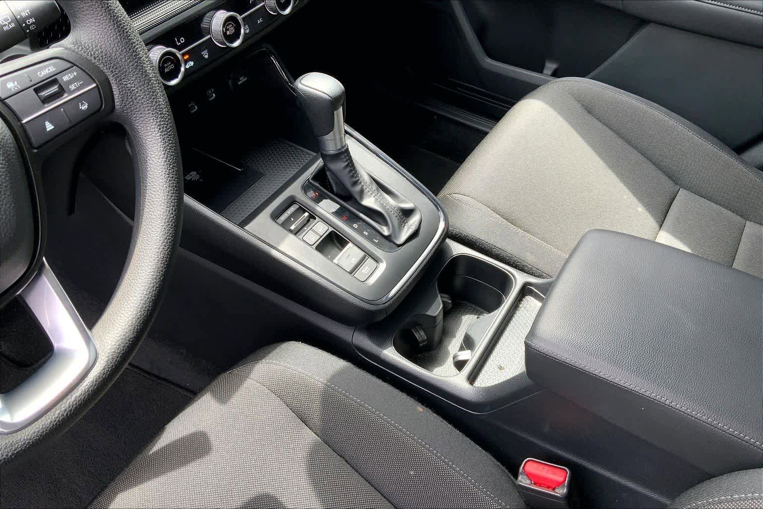 Used 2026 Honda CR-V LX image 16