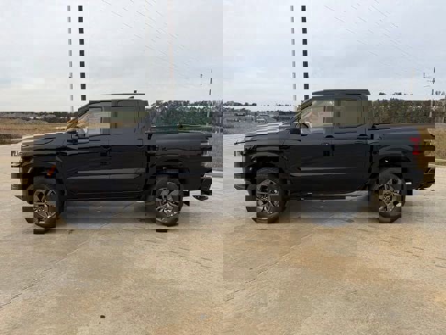 New 2026 Nissan Frontier SV image 2