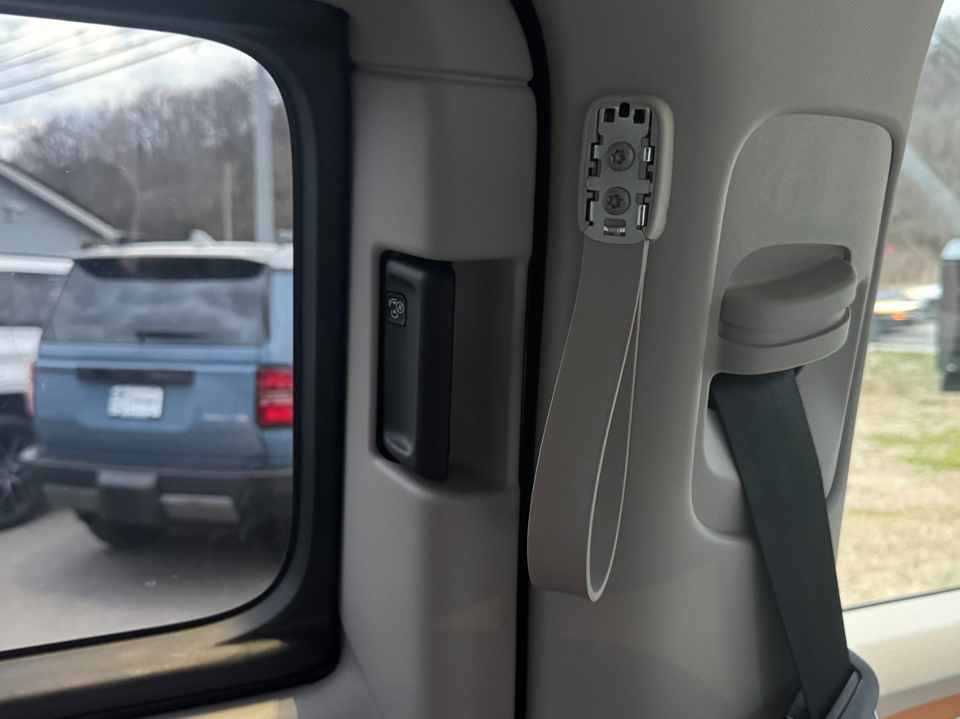 Used 2025 Volkswagen ID. Buzz Pro S Plus image 47