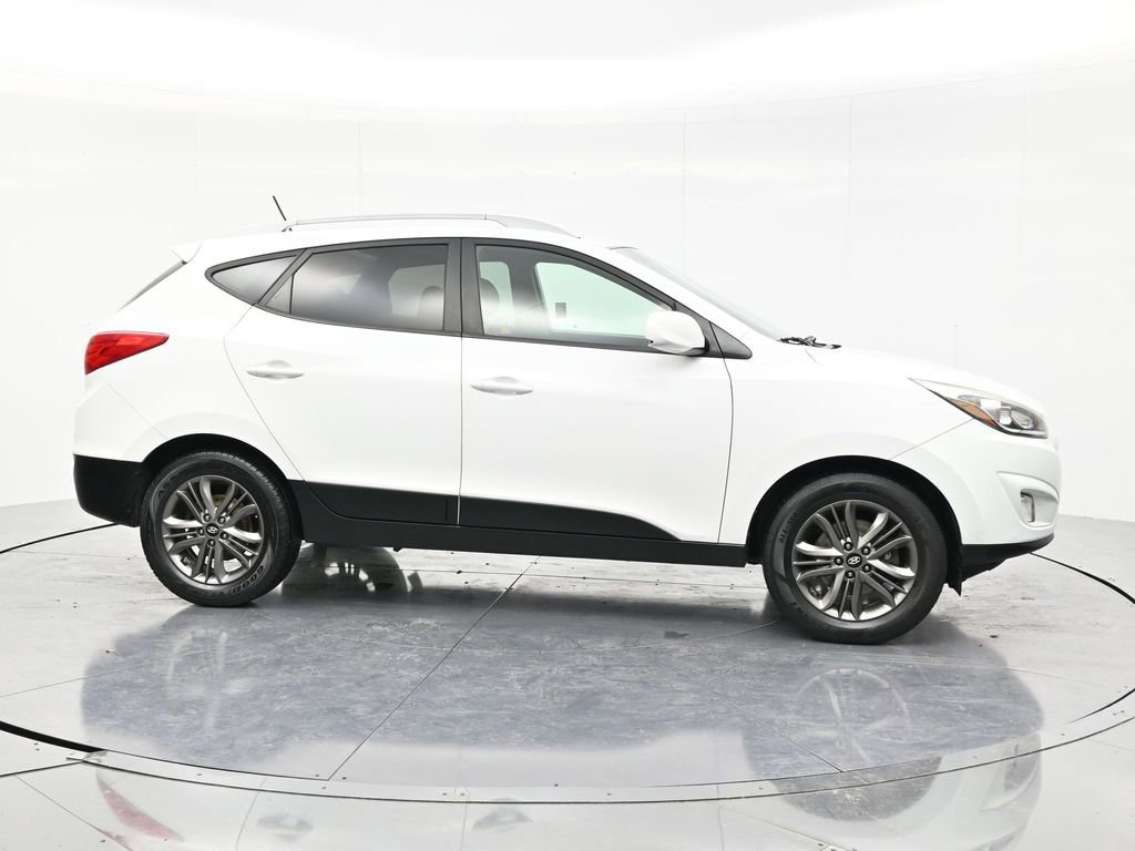 Used 2015 Hyundai Tucson SE AWD/4WD image 4
