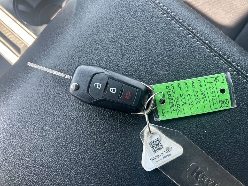 Used 2022 Ford F150 XL w/ STX Appearance Package image 31