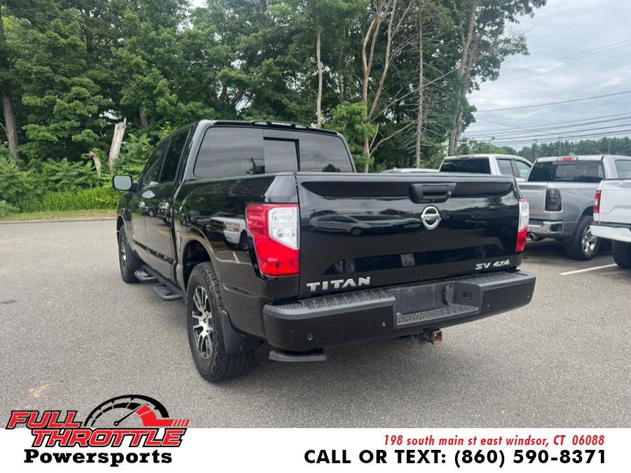 Used 2021 Nissan Titan SV w/ SV Convenience Package image 7