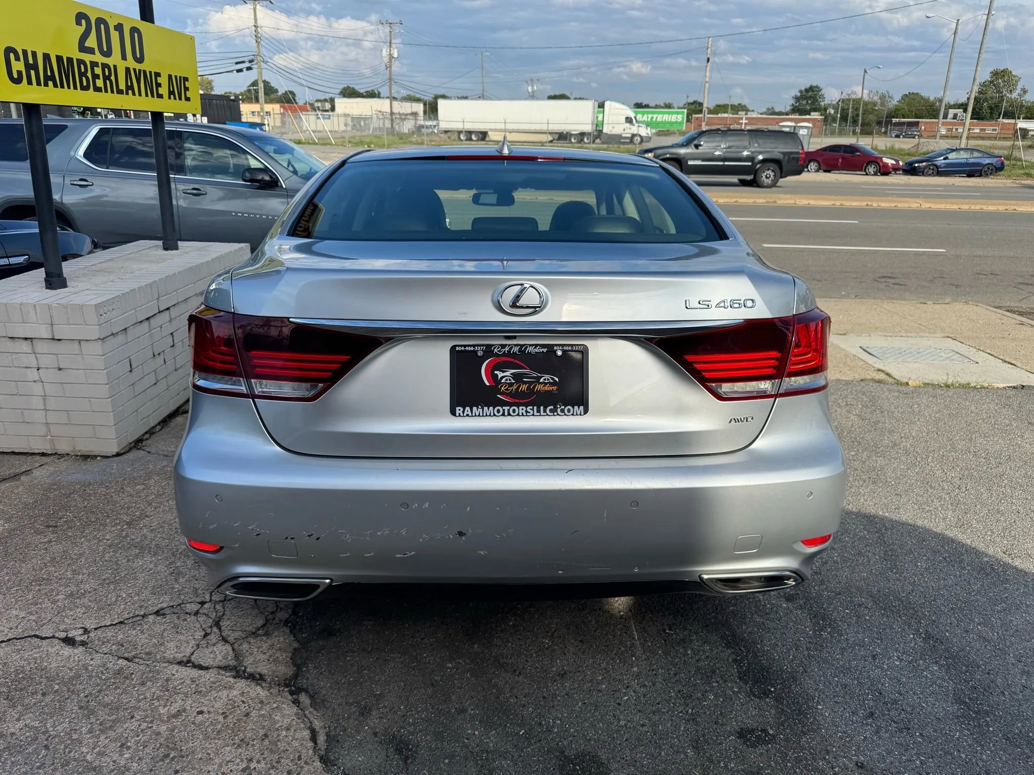 Used 2014 Lexus LS 460 AWD image 5