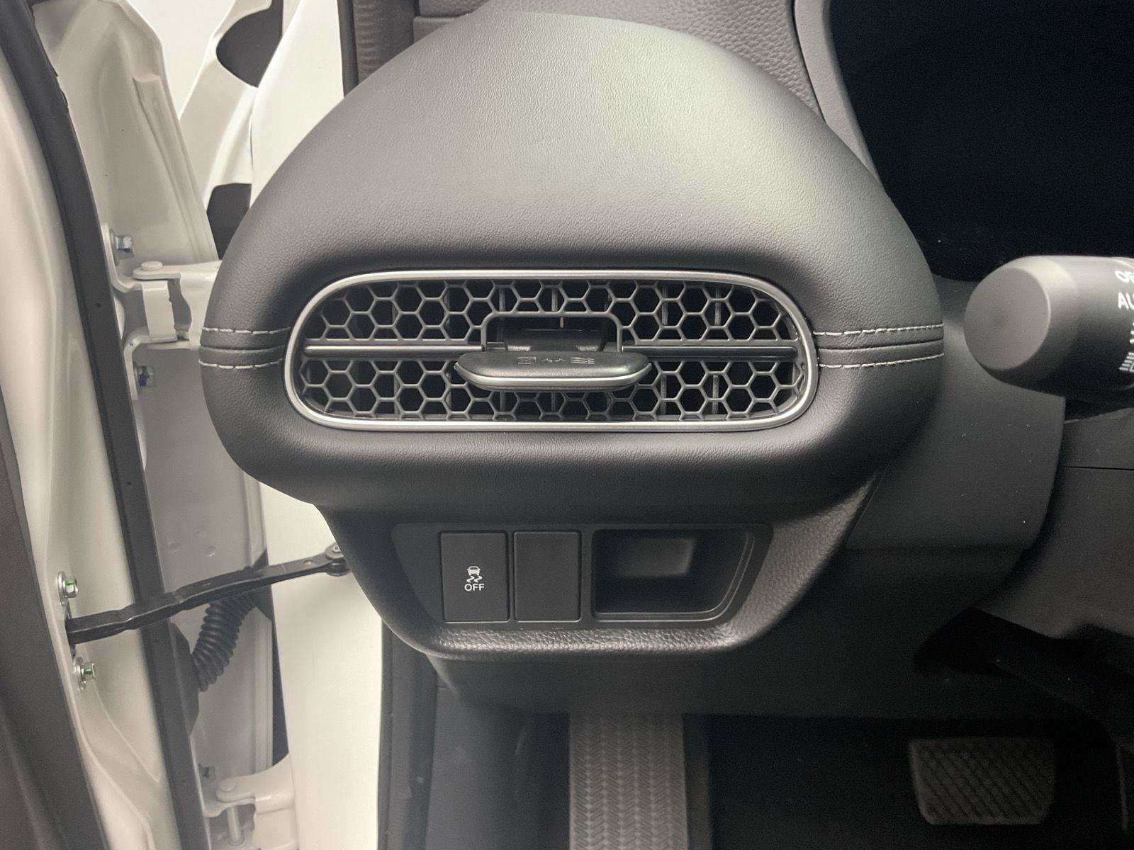 New 2027 Honda HR-V EX-L image 13
