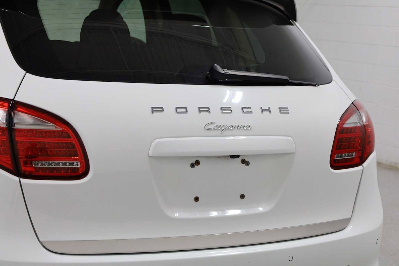Used 2014 Porsche Cayenne AWD/4WD image 8