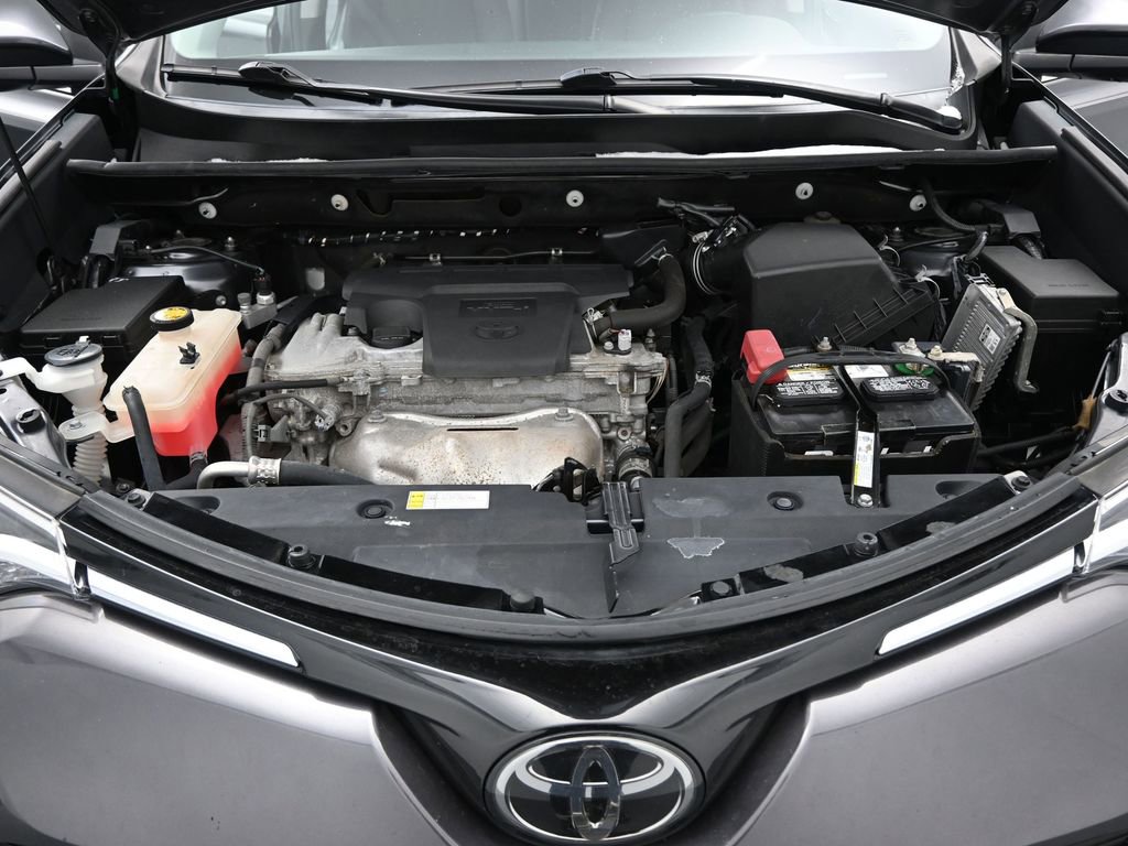 Used 2018 Toyota RAV4 Limited w/ Advanced Technology Package image 13