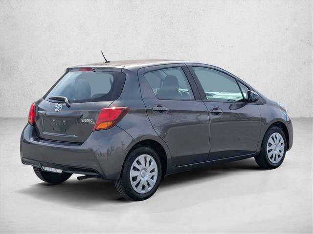 Used 2016 Toyota Yaris L image 5