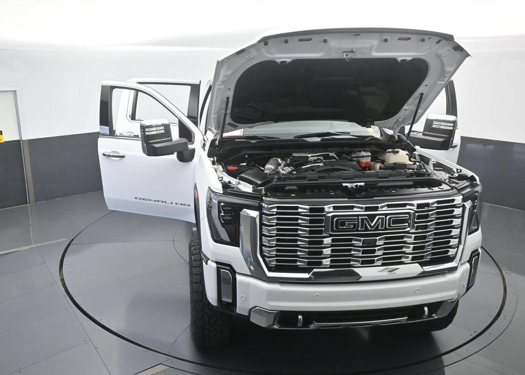 Used 2024 GMC Sierra 2500 Denali w/ Denali Reserve Package AWD/4WD image 86