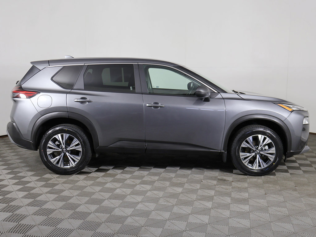 Used 2023 Nissan Rogue SV AWD/4WD image 16