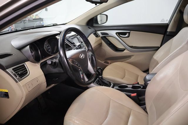 Used 2014 Hyundai Elantra Limited FWD image 11