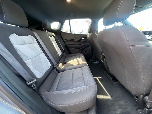 Used 2024 Chevrolet Trax RS w/ Driver Confidence Package FWD image 30