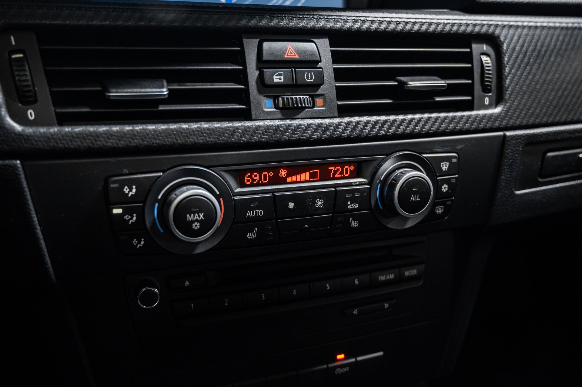 Used 2011 BMW M3 Coupe image 25